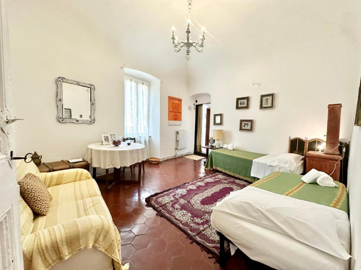 Out Finish Villa Cassi Finale Ligure Luaran gambar